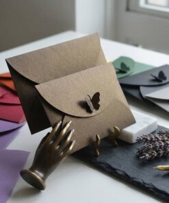 Custom 3D butterfly clasp multi-color paper envelopes wholesale