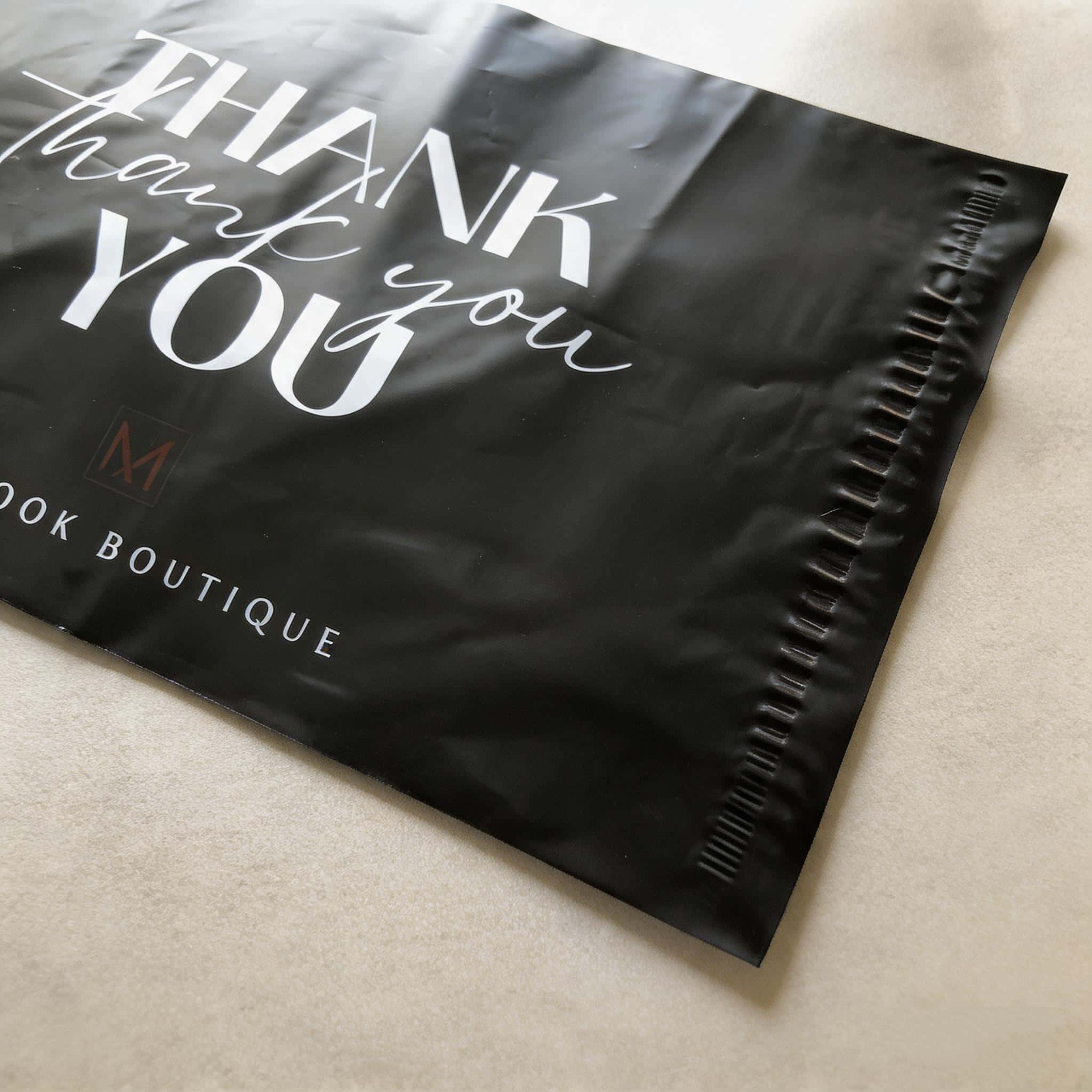 Black Plastic Mailer Envelopes for Jewelry and Boutique Gift Packaging Black Plastic Mailer Envelopes for Jewelry and Boutique Gift Packaging